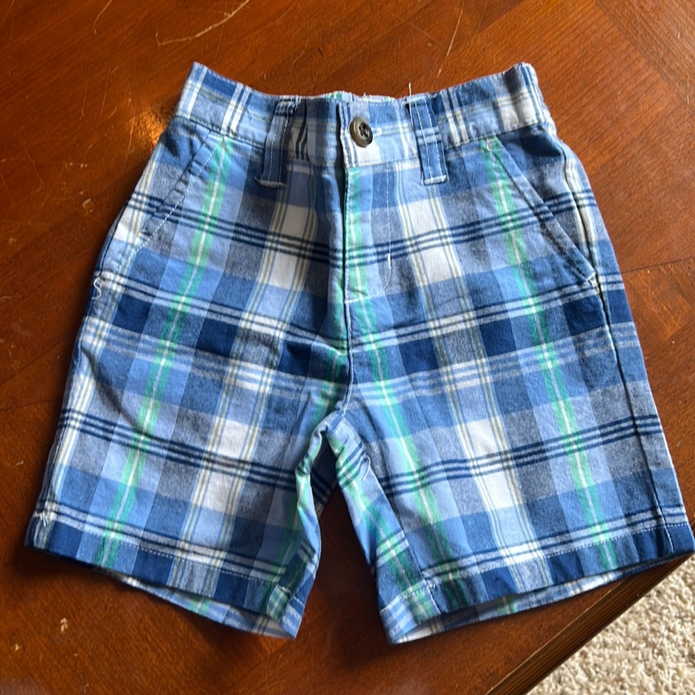 Janie and Jack plaid short size 6-12 month